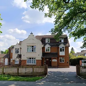 Gainsborough Guest house Horley